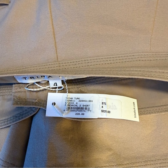 NWT Trina Turk Perennial Twill Shorts - Picture 4 of 5